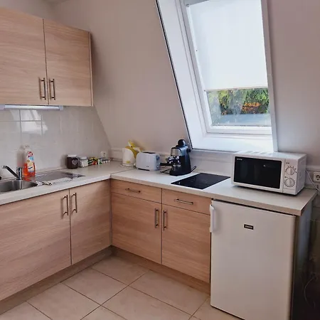 Apartmanhotel Balaton Fuered 3*