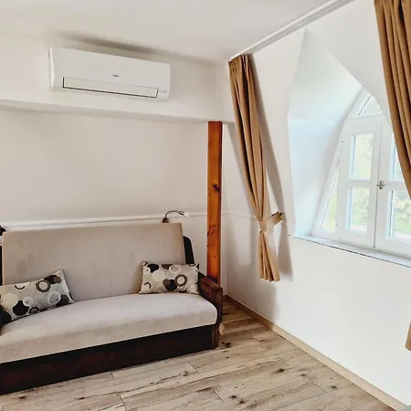 Apartmanhotel Balaton Fuered