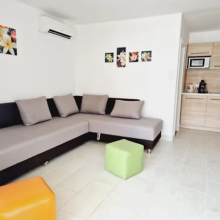 Apartmanhotel Balaton Fuered