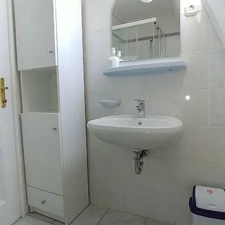 Balaton Fuered Apartmanhotel 3*