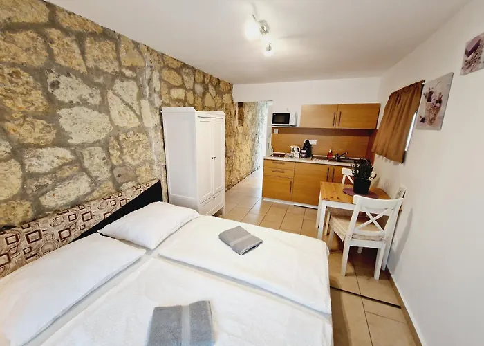 Aparthotel Balaton Fuered